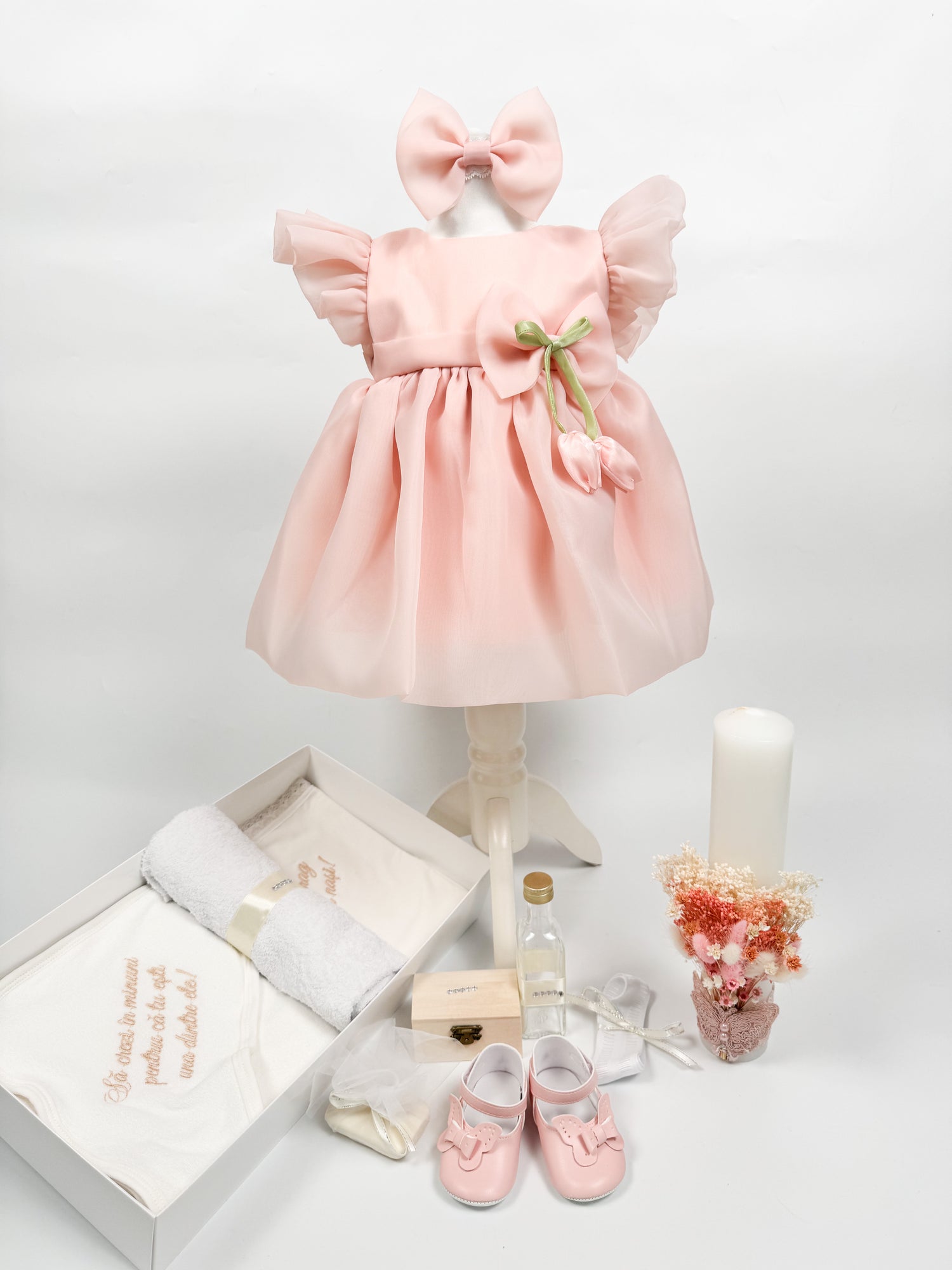 Set Botez 11 Piese: Rochita Bumbac, Trusou Hand-Made si Lumanare Flori Uscate - Eda