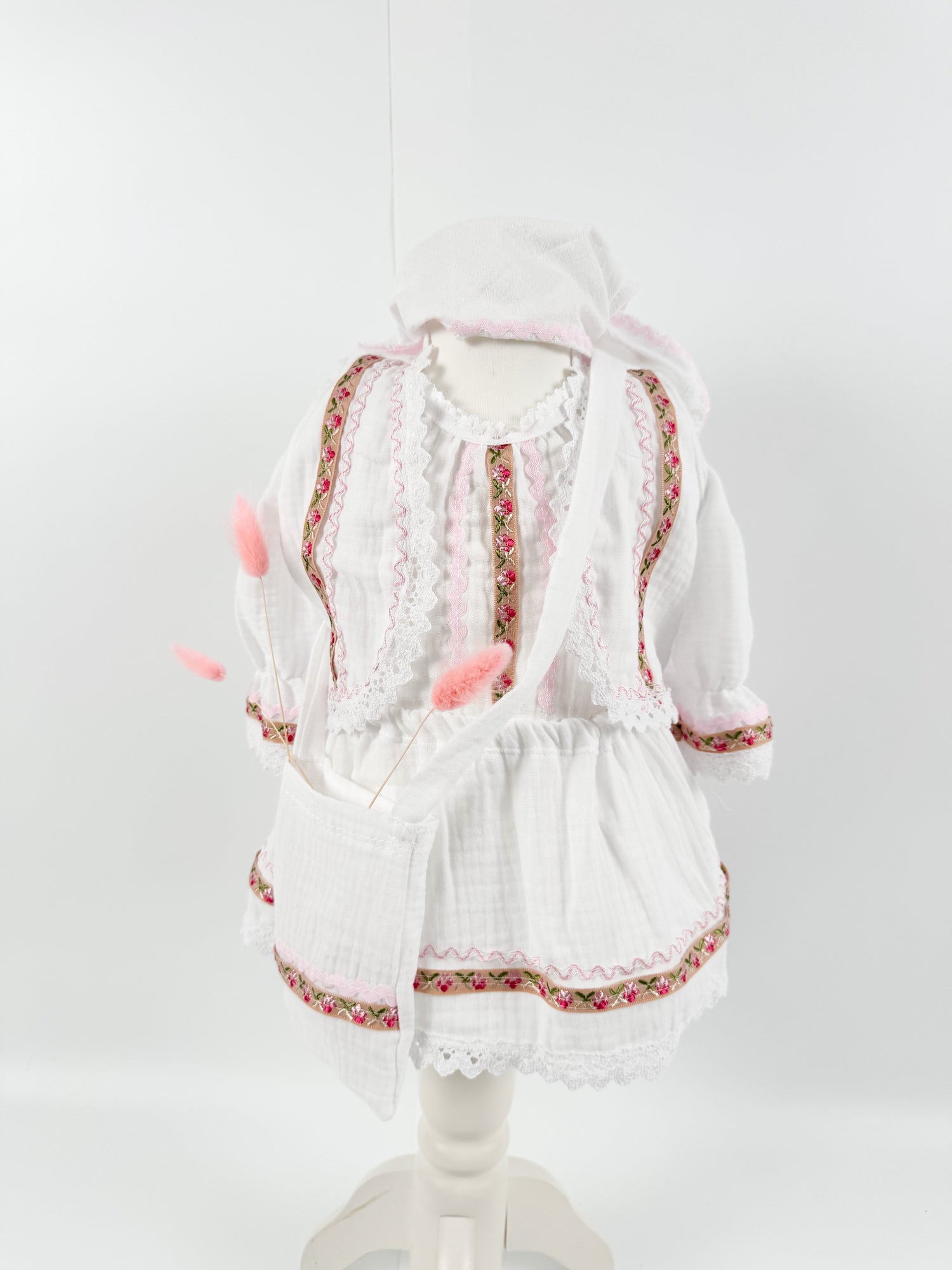 Set hainute traditionale pentru bebelusi - Amina
