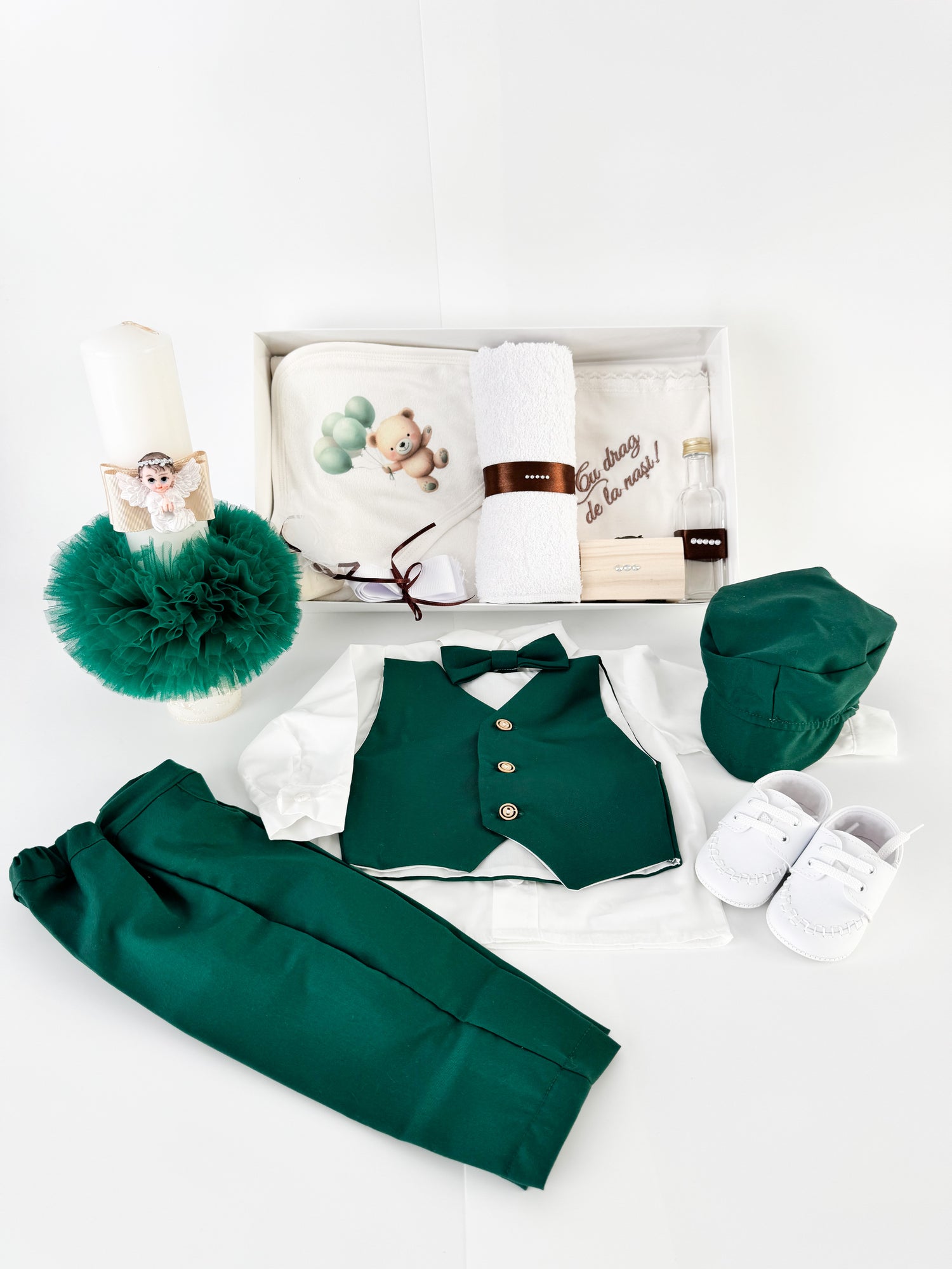 Set botez complet cu trusou personalizat si costum pentru bebelusi - Leonard