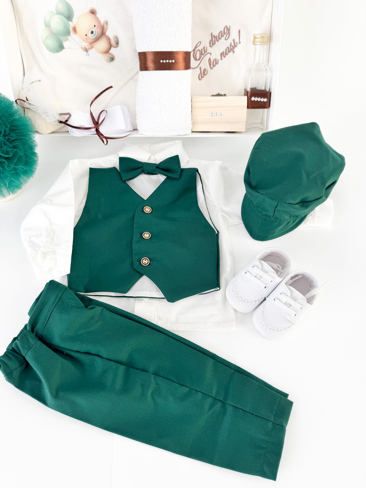 Set botez complet cu trusou personalizat si costum pentru bebelusi - Leonard