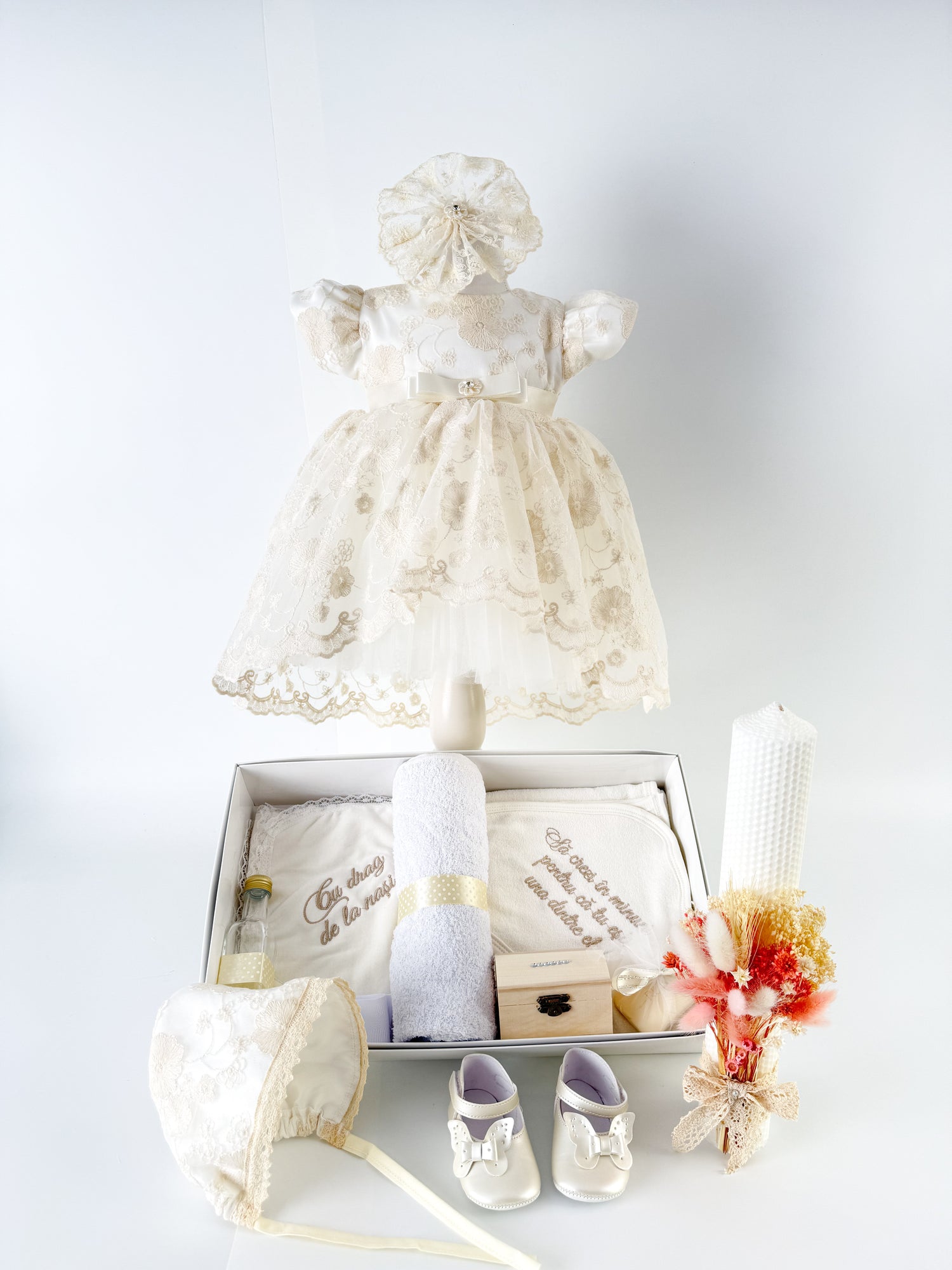 Trusou Botez Complet cu Rochita, Trusou si Lumanare - Ariadna