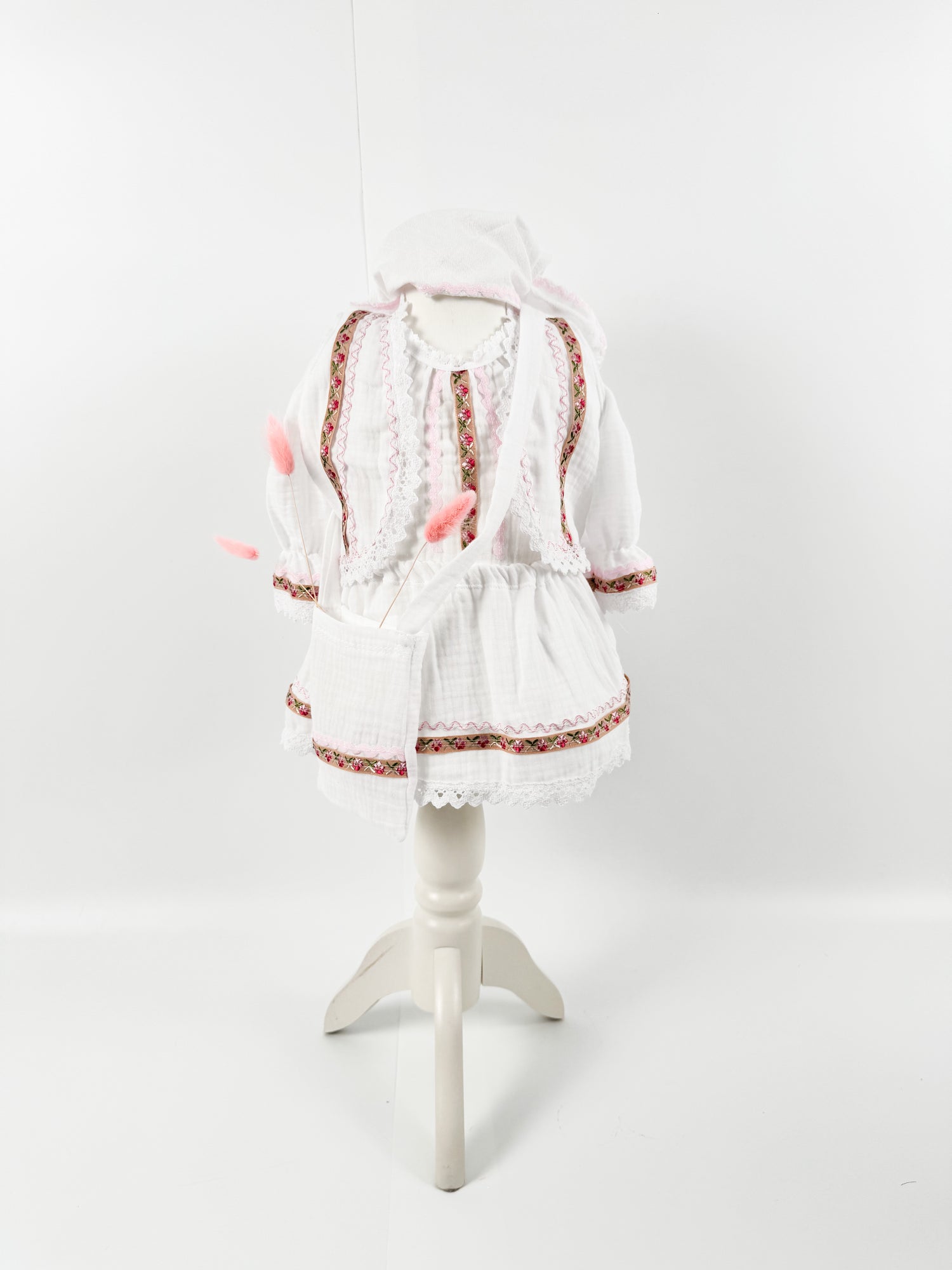 Set hainute traditionale pentru bebelusi - Amina