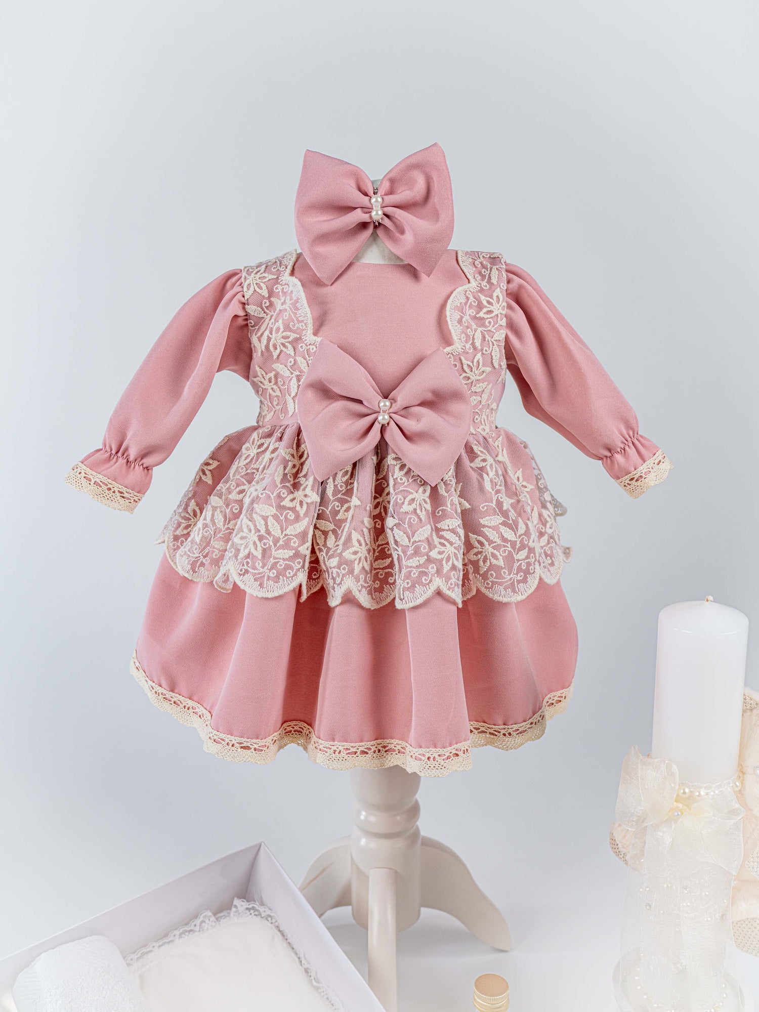 Trusou Botez Complet cu Hainute si Lumanare Hand-made - Sally