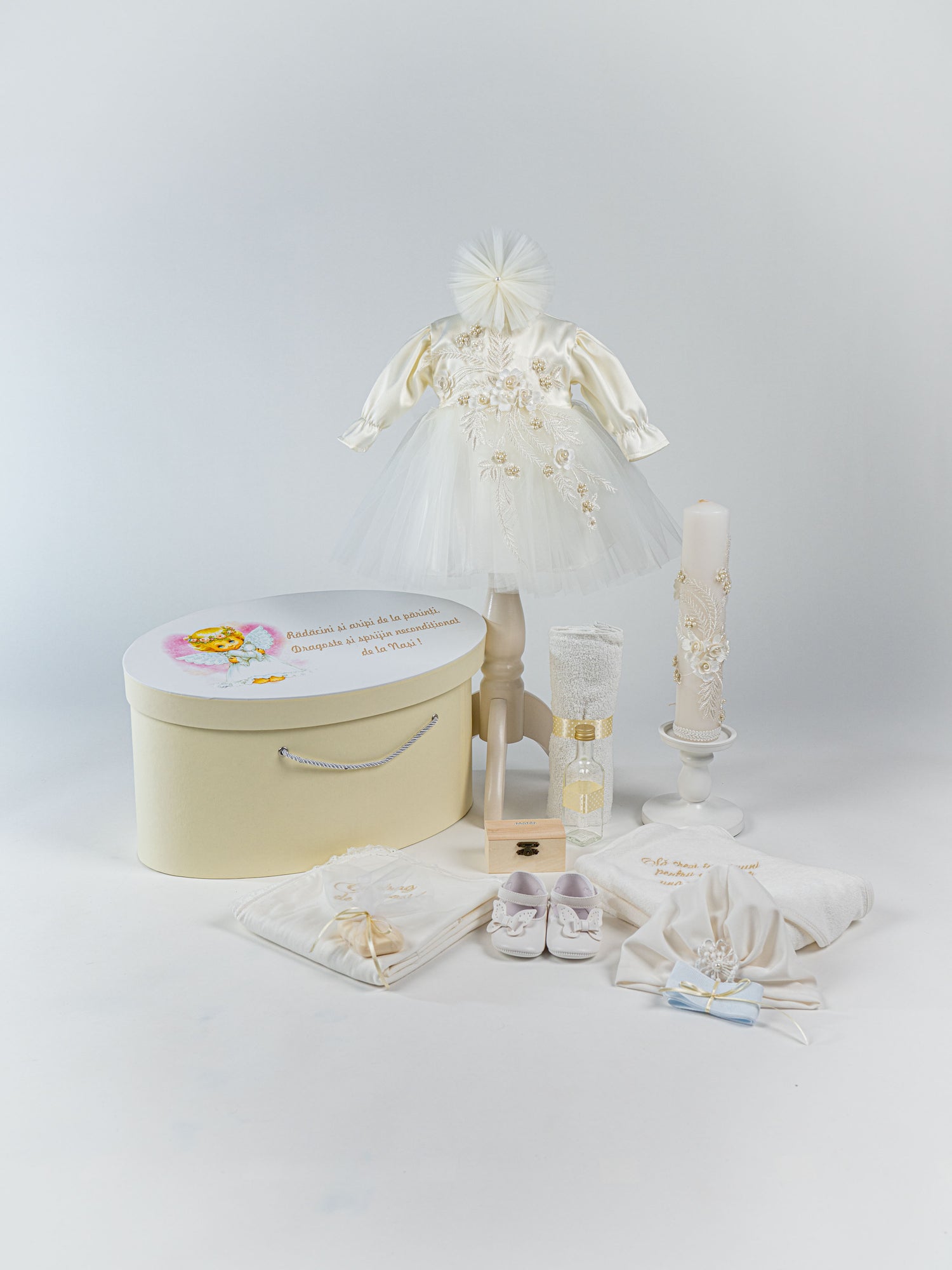 Trusou Botez Complet cu Hainute si Lumanare Personalizata - Dahlia