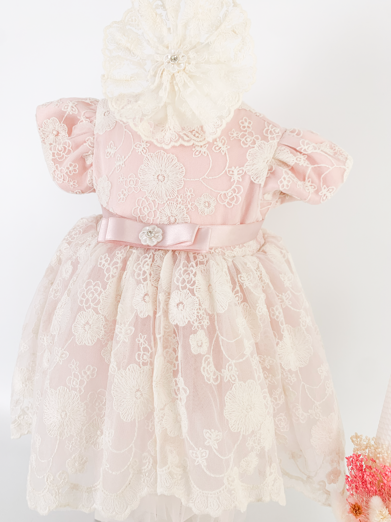 Set botez personalizat cu rochita, trusou complet si lumanare ceara naturala - Beatris