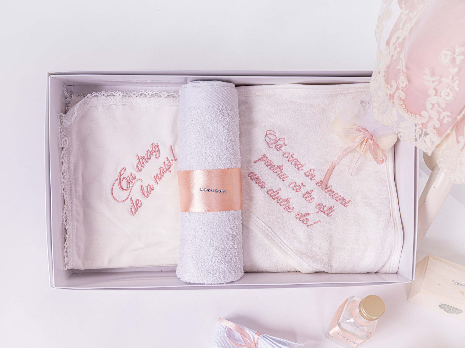 Trusou Botez Complet cu Rochita, Trusou si Lumanare - Nieves