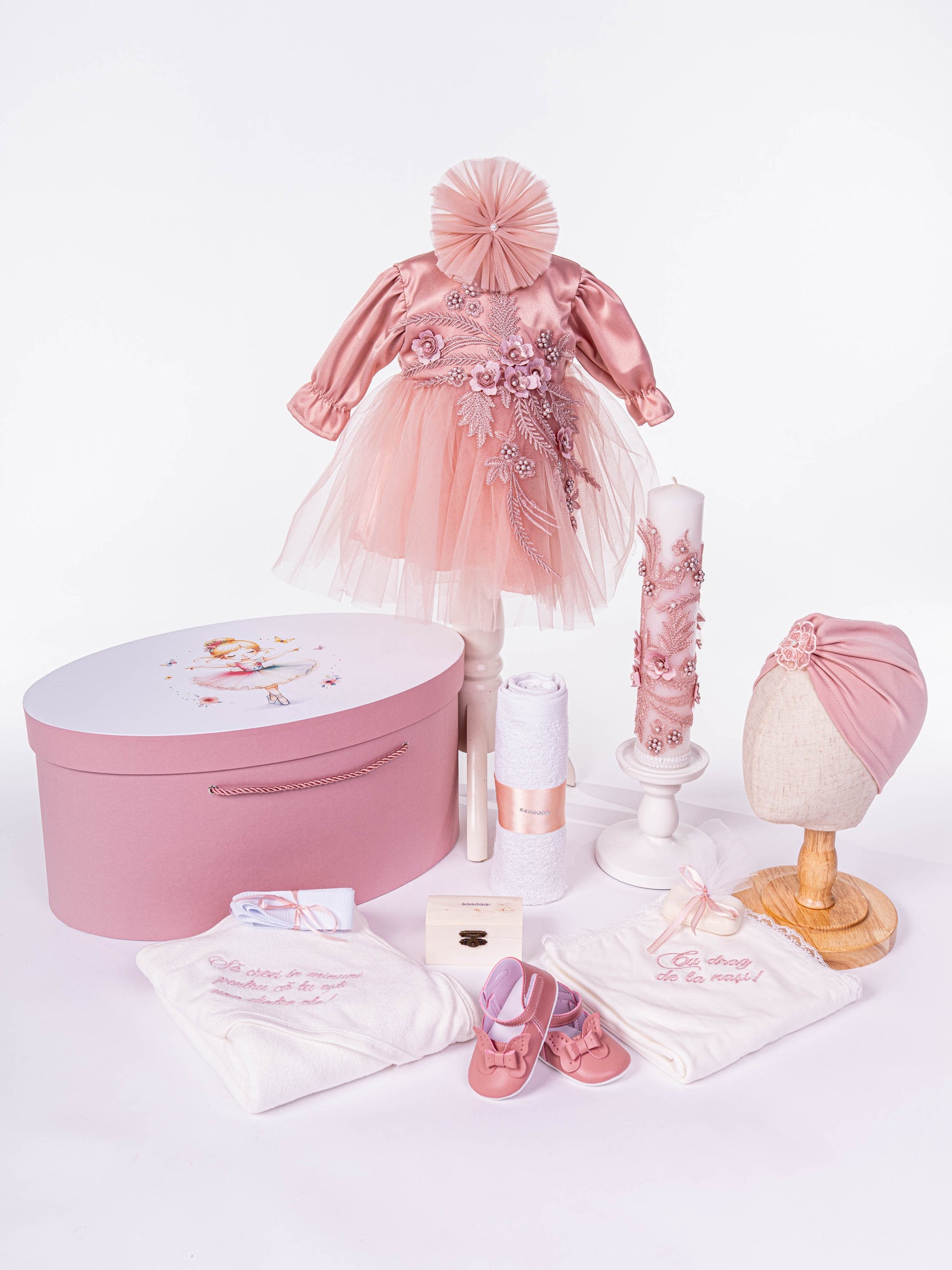 Set Botez 12 Piese: Rochita Bumbac, Trusou Hand-Made si Cufar Personalizat - Serena