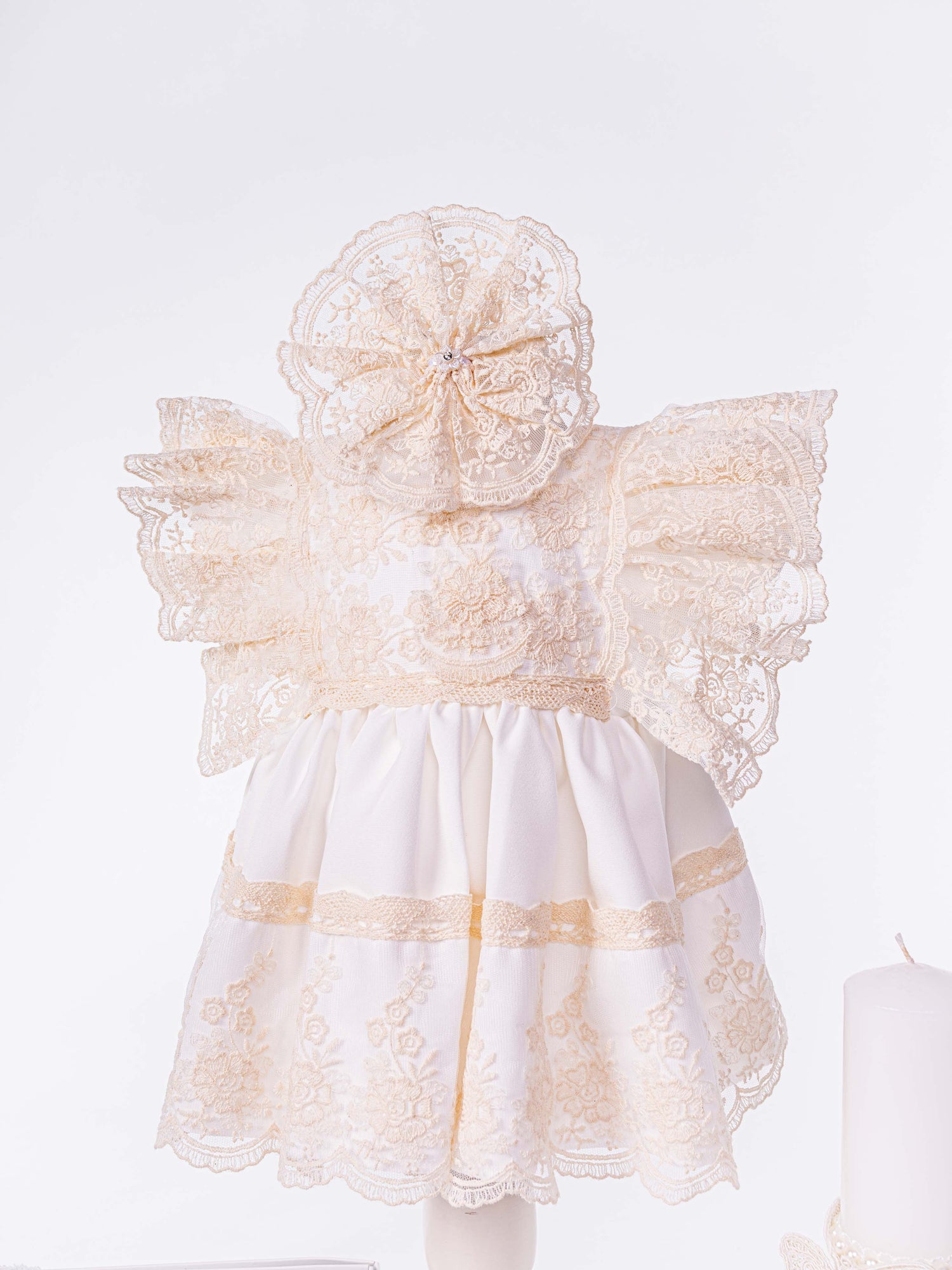 Set Botez 12 Piese: Rochita, Trusou Hand-Made si Cufar Personalizat - Ambra
