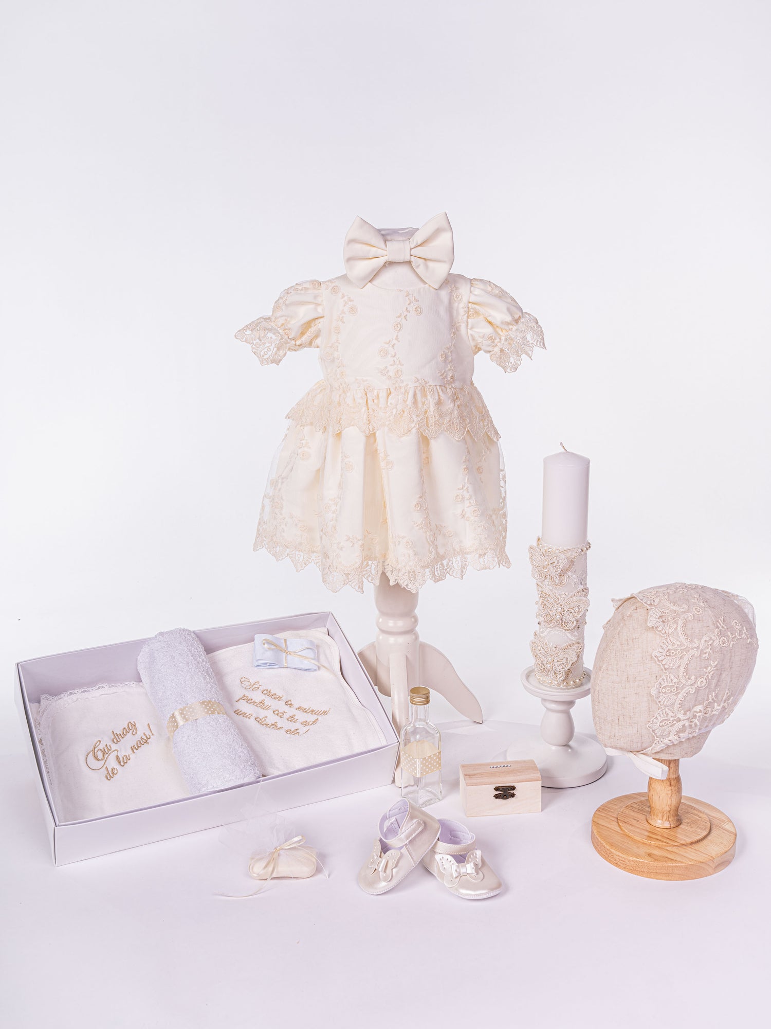 Set Botez Complet: Rochita, Trusou Hand-Made si Lumanare - Mar