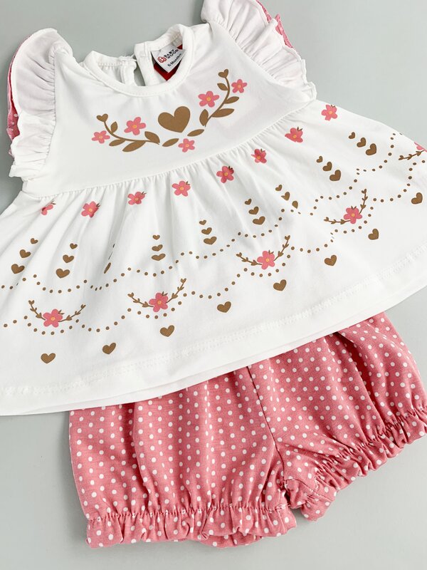 Compleu scurt cu inimioare