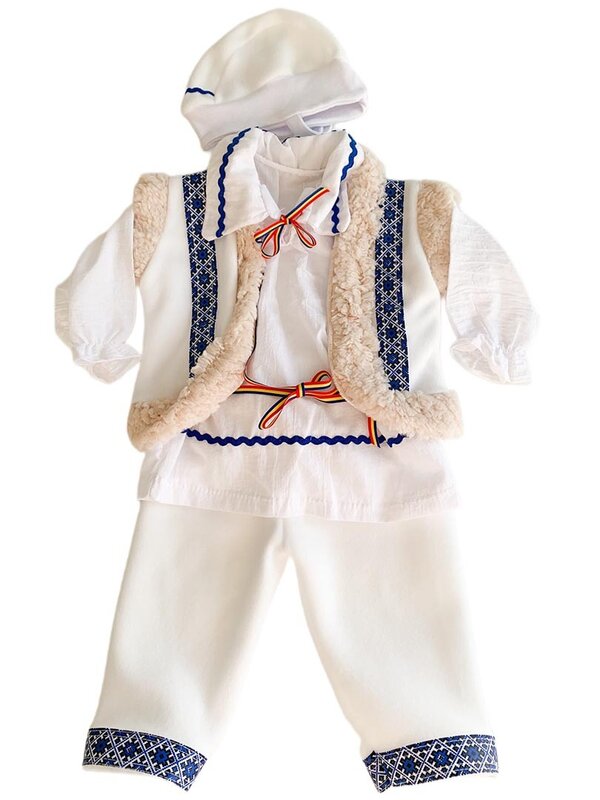 Costum baiat traditional Calin