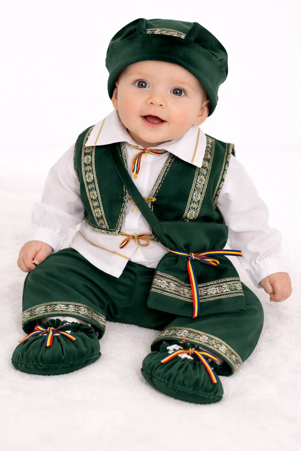 Costum botez baiat Carl