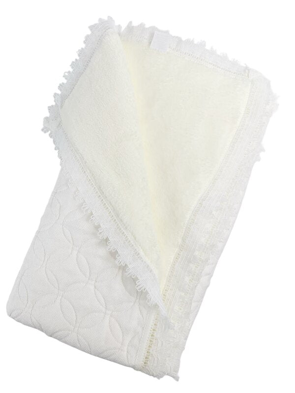 Patura bebelusi groasa - alba cu franjuri