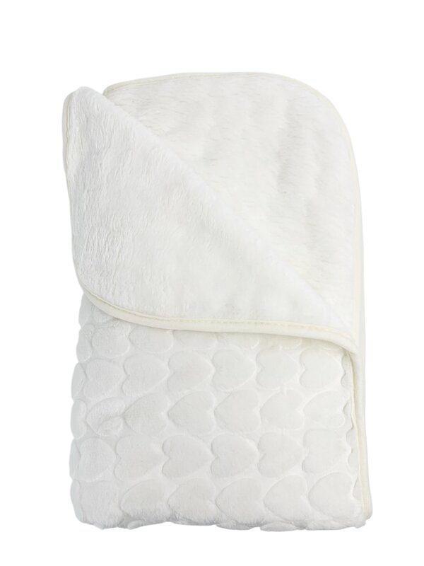 Patura bebelusi pufoasa cu inimioare - alba