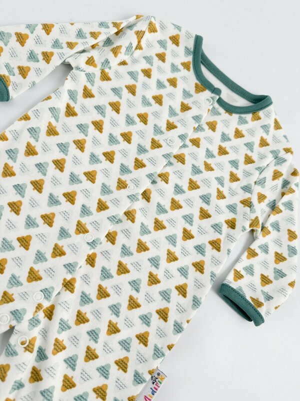 Salopeta baiat cu copacei