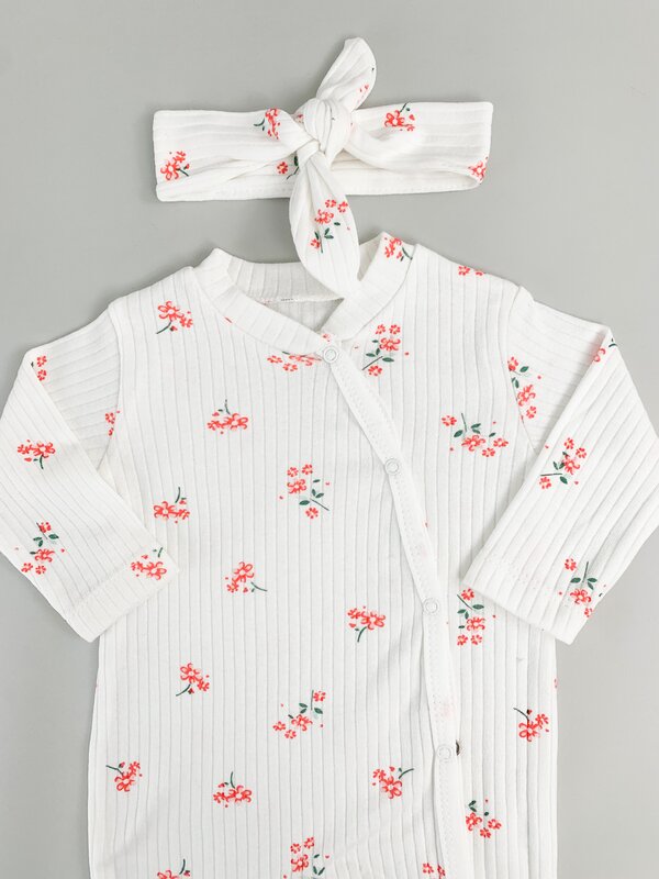 Salopeta fetite alba cu flori - 2 piese