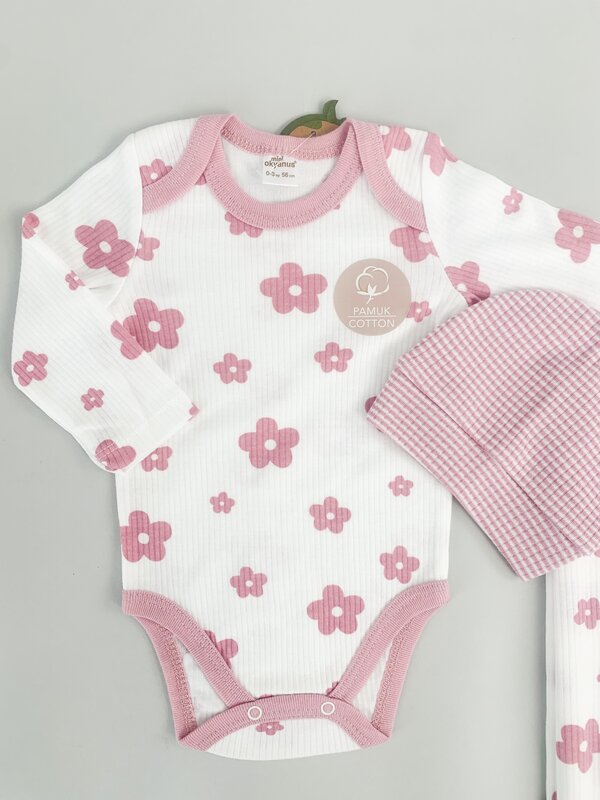 Salopeta fetite cu paturica si caciulita - 4 piese