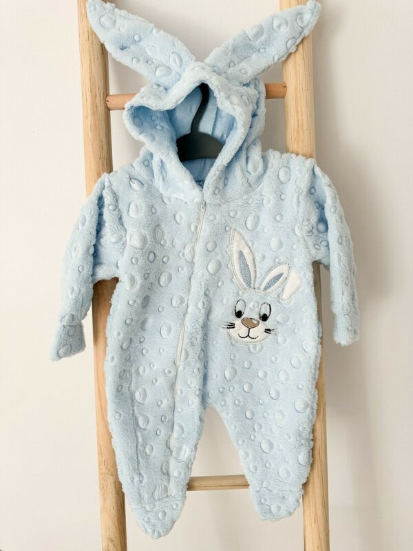 Salopeta pufoasa albastra cu urechi de iepuras