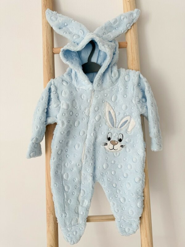 Salopeta pufoasa albastra cu urechi de iepuras