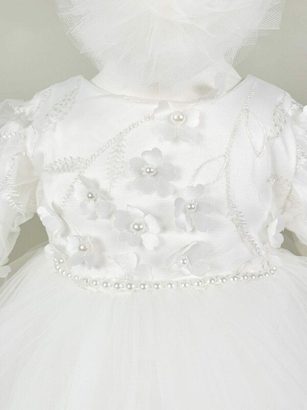 Set botez fetita alb cu flori si perle