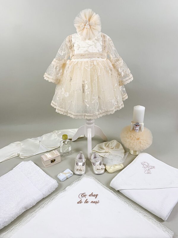 Set botez fetita cu dantela Lara