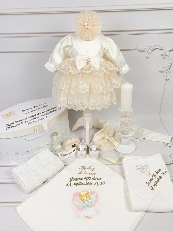 Set botez fetita Livia