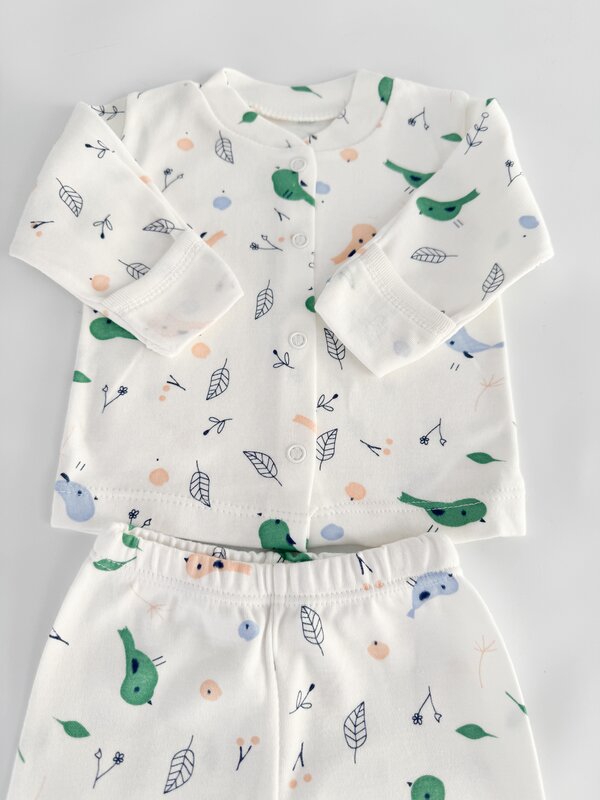 Set salopeta baiat alba cu pasari