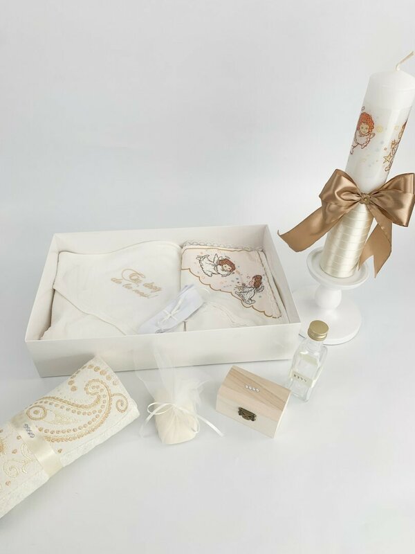 Trusou baiat auriu cu ingerasi