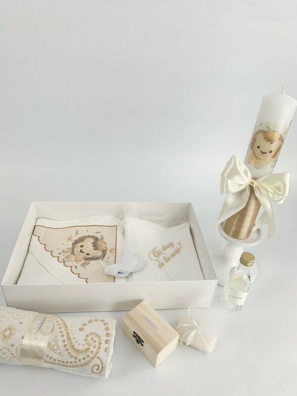 Trusou baiat auriu cu leu