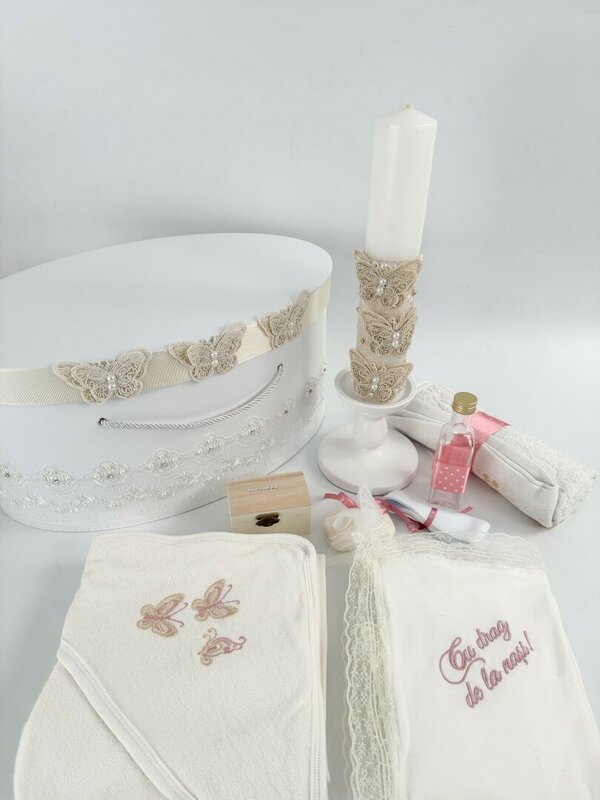 Trusou complet fetita roz pudra cu fluturasi