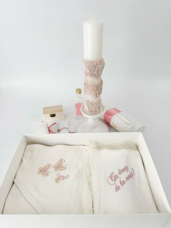 Trusou fetita roz pudra cu fluturasi