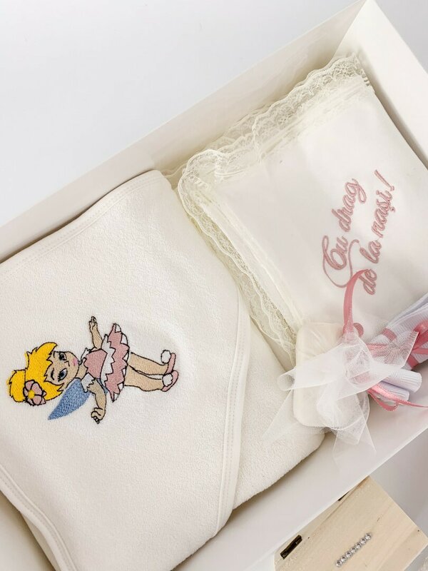 Trusou fetita roz cu zana